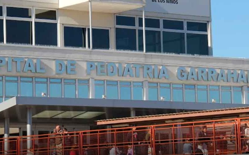 Autoridades del Hospital Garrahan piden dosis de Sinopharm