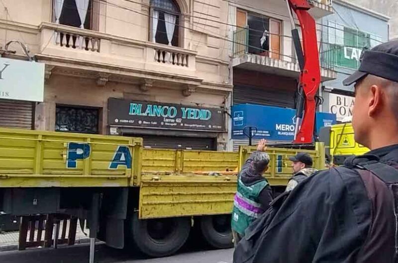 Ciudad: Desalojo de un edificio de Balvanera