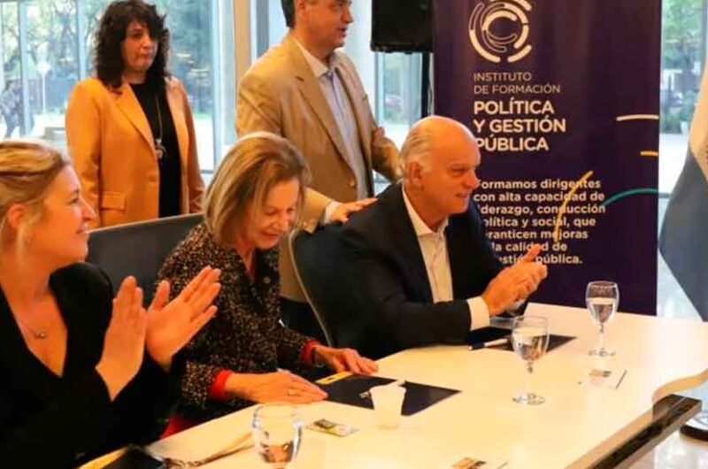 La Ciudad conmemora 30 años de autonomía