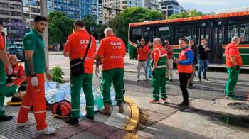 Brutal choque entre dos colectivos en la 9 de julio