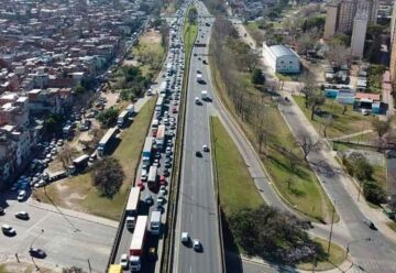 Presentaron un amparo para frenar el “Master Plan Autopista Dellepiane”